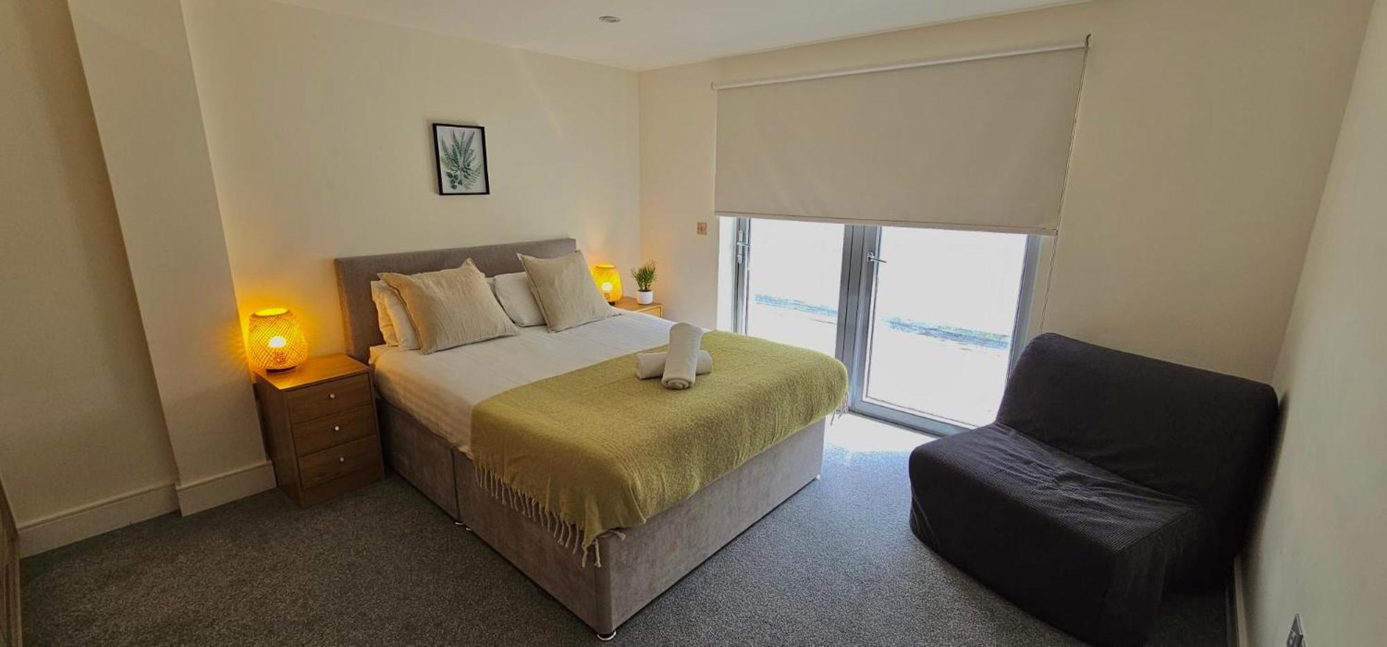 Spacious 3-Bed 3-Bath Luxury Apartment With Balcony Hyde Park Londra Esterno foto